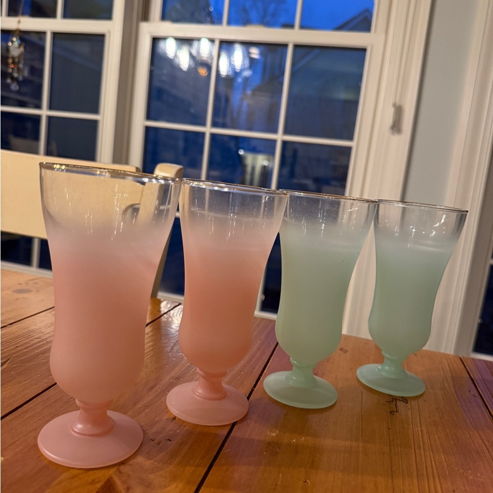 Blendo 4 Frosted Pastel Ombré Glassware Set Parfait Cocktail Glasses MCM Vintage - Picture 6 of 16